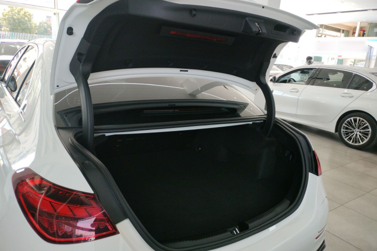 奔驰C级新能源 2023款 C 350 eL机舱底盘23