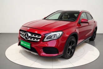 奔驰GLA 2019款 GLA 200 时尚型