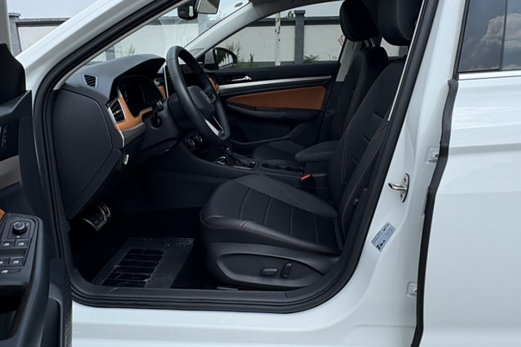 大众 宝来 2023款 200TSI DSG悦行PRO版中控内饰7001