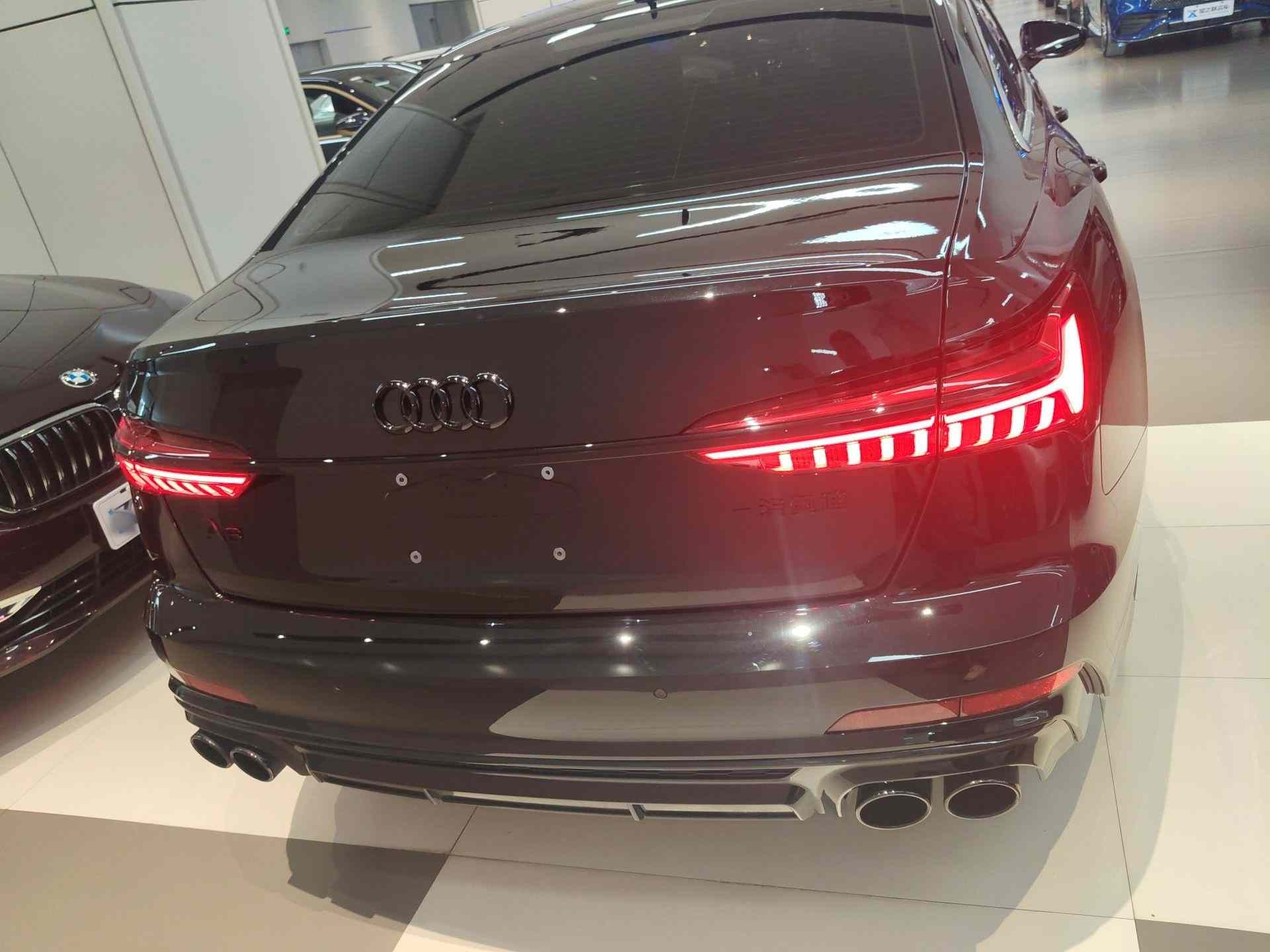 奥迪A6L 2025款 改款 40 TFSI 豪华动感型(4)