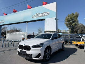 宝马X2 2023款 sDrive25i M运动曜夜版