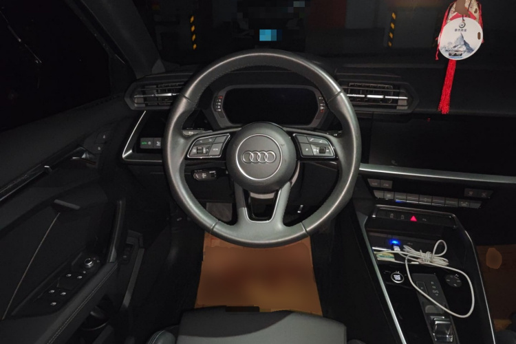 奥迪A3 2021款 Sportback 35 TFSI 时尚致雅型中控内饰13