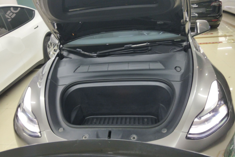 特斯拉 Model Y 2022款 改款 长续航全轮驱动版局部细节24