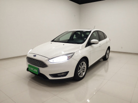 福特 福克斯 2015款 三厢 EcoBoost 125 自动超能风尚型