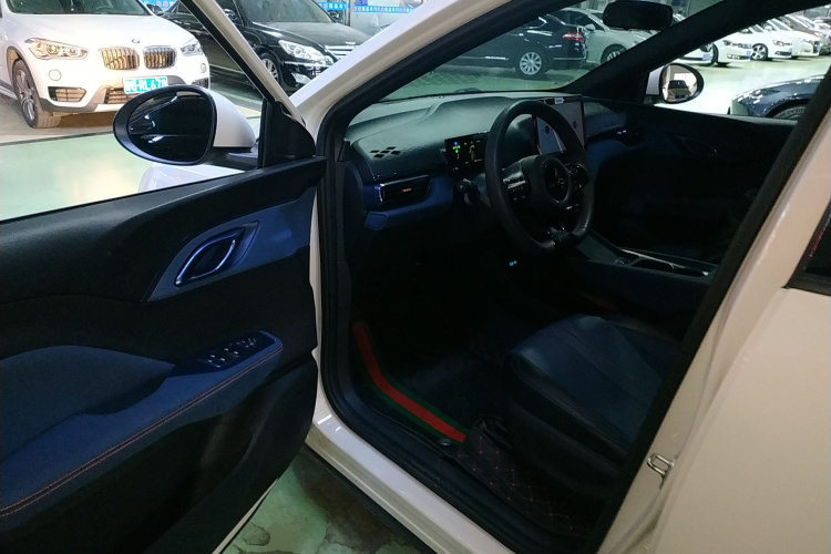 比亚迪 海鸥 2025款 305km 活力版中控内饰20