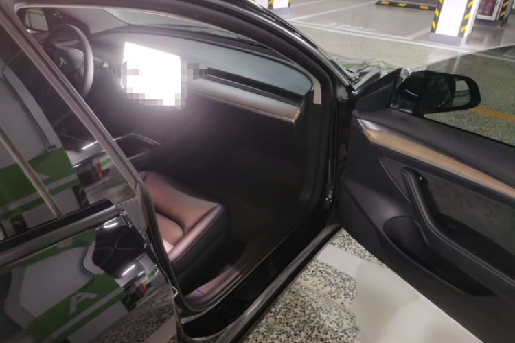 特斯拉 Model 3 2021款 改款 标准续航后驱升级版 3D1局部细节9005