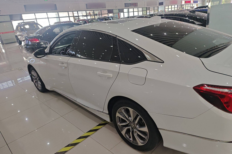 本田 英仕派 2019款 260TURBO 精致版 国VI车身外观6003