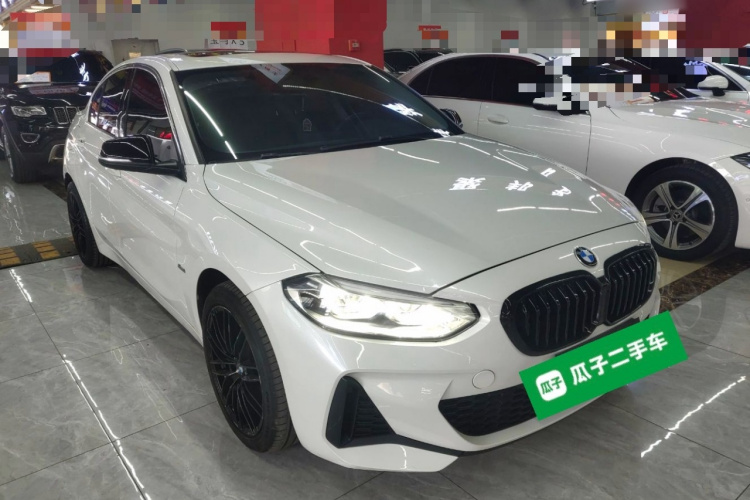 宝马1系 2018款 118i 设计套装型车身外观3