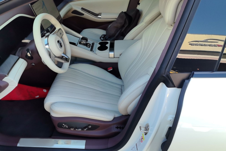 腾势Z9GT 2024款 1100四驱Max版局部细节19