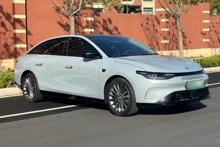 零跑汽车 零跑C01 2024款 增程 316尊享版车身外观6005