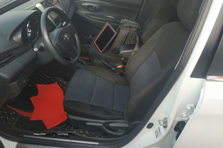 丰田 YARiS L 致享 2017款 1.5E CVT魅动版中控内饰19