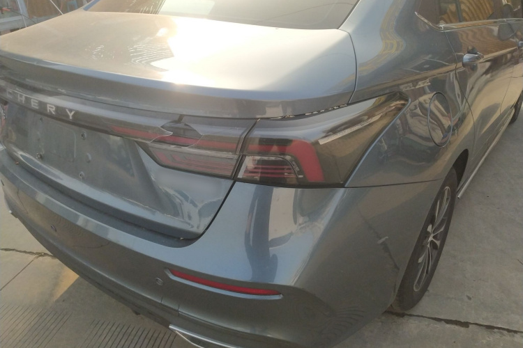 奇瑞 艾瑞泽5 PLUS 2021款 小泽 1.5L CVT享PLUS车身外观9