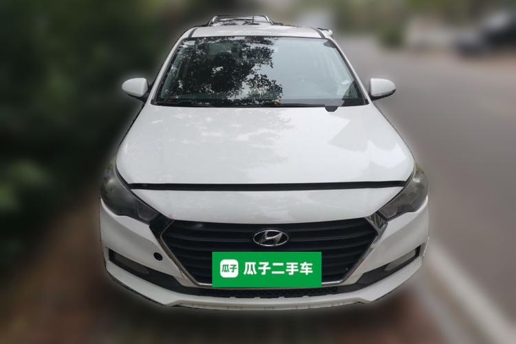 现代 悦纳 2016款 1.4L 自动炫酷版GLS车身外观6001