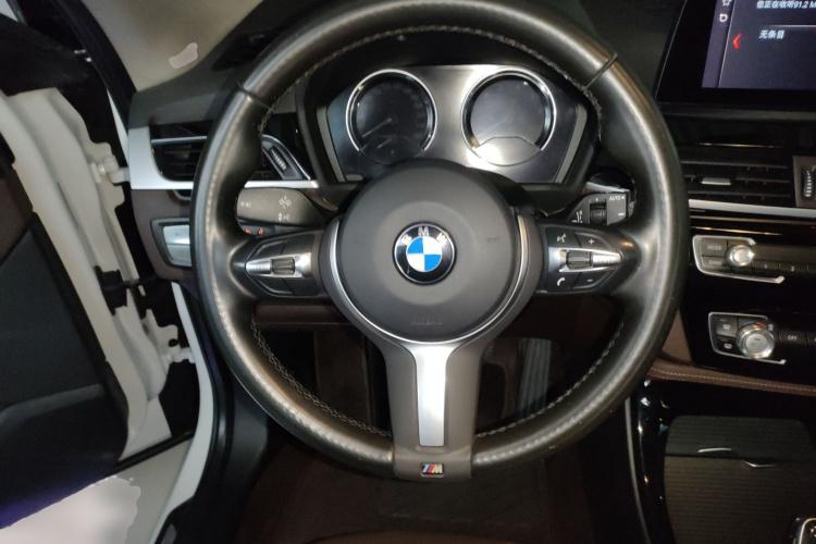 宝马X1 2020款 sDrive20Li 尊享型局部细节13