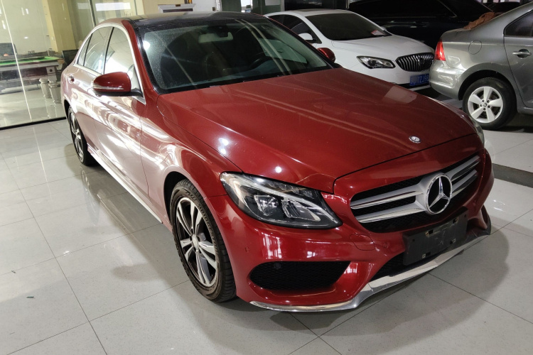 奔驰C级 2016款 C 200 L 运动型车身外观3