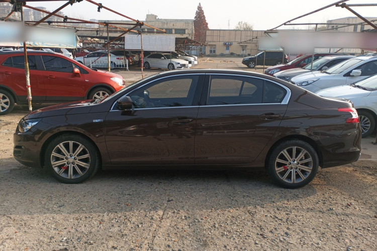 标致408 2015款 1.2T 自动豪华版车身外观6003