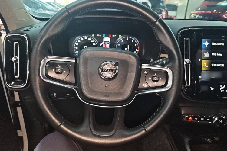 沃尔沃XC40 2020款 T4 四驱智远豪华版中控内饰13