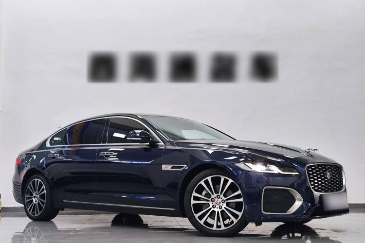 捷豹XFL 2021款 XFL 2.0T P250 两驱尊享豪华版车身外观6002