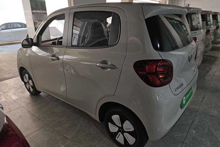 五菱汽车 宏光MINIEV 2025款 四门版 进阶款车身外观6003