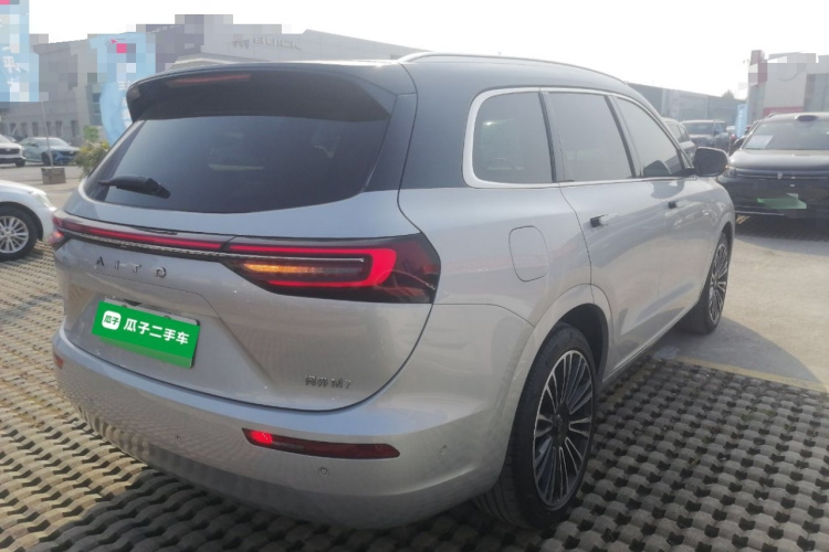 鸿蒙智行 问界M7 2024款 1.5T 后驱Plus版 5座车身外观6005