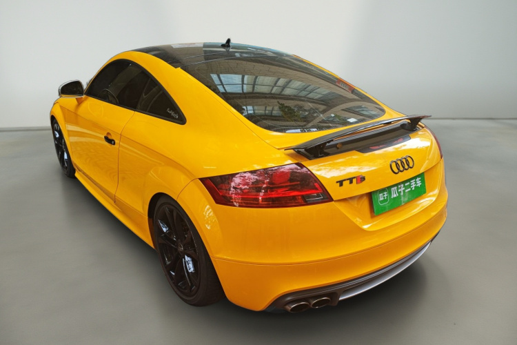 奥迪TTS 2013款 TTS Coupe 2.0TFSI quattro车身外观5