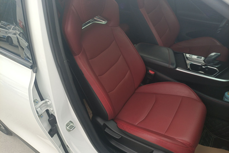 北京汽车 魔方 2022款 1.5T DCT铂金版局部细节41