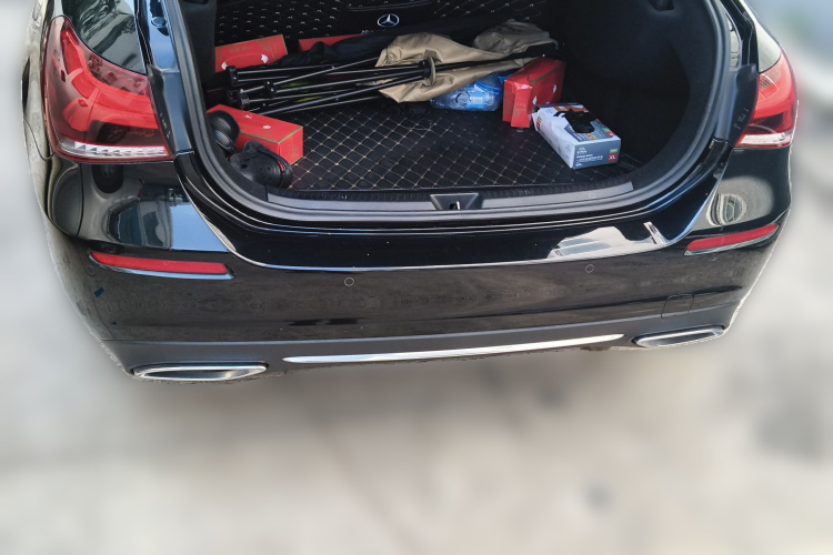 奔驰A级 2020款 A 200 L局部细节23