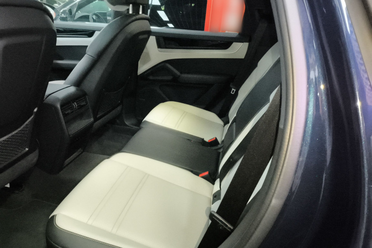 保时捷 2024款 Cayenne 3.0T中控内饰21