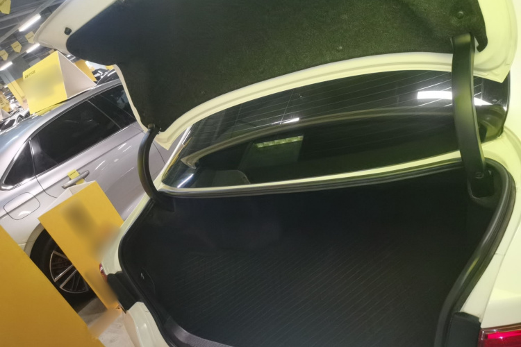 丰田 锐志 2013款 2.5V 尚锐版局部细节23