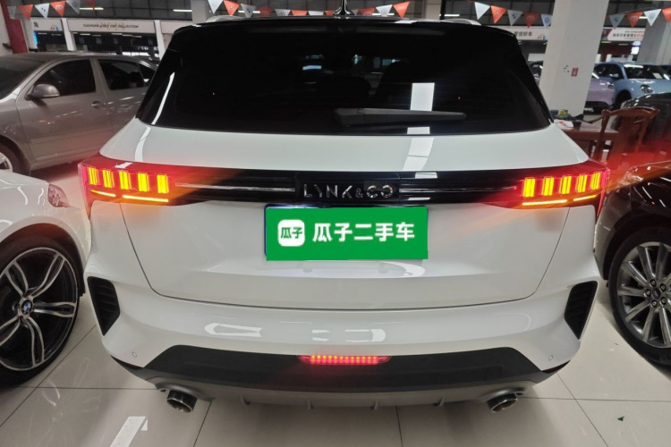 领克06 2023款 Remix 1.5T 劲Halo车身外观6