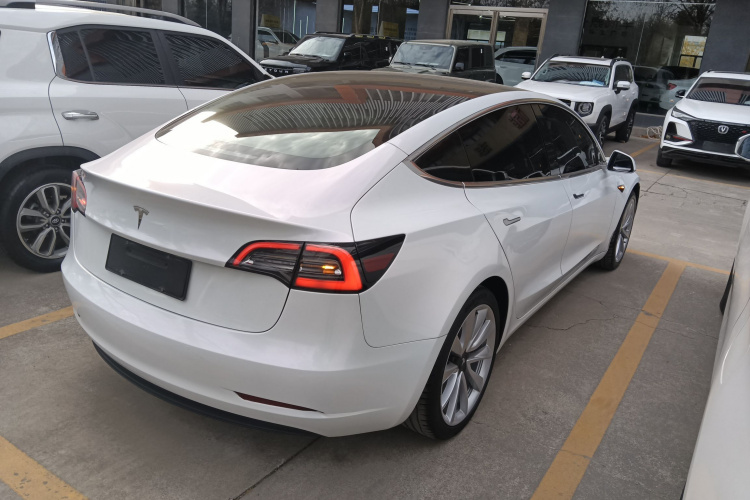 特斯拉 Model 3 2020款 改款 标准续航后驱升级版车身外观7