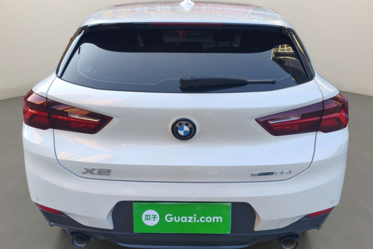 宝马X2 2023款 sDrive25i M运动曜夜版车身外观6