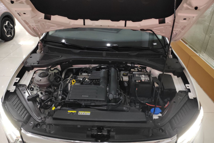 大众 速腾 2024款 200TSI DSG飞越版机舱底盘24