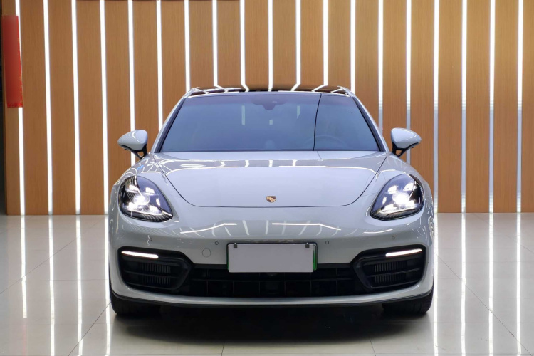 保时捷 Panamera新能源 2023款 Panamera 4 E-Hybrid 铂金版 2.9T车身外观6006