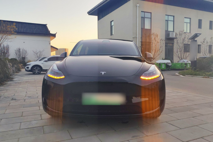 特斯拉 Model Y 2022款 改款 后轮驱动版车身外观6002