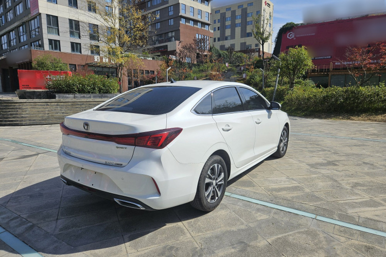 长安 逸动 2023款 畅享版 PLUS 蓝鲸NE 1.4T GDI DCT尊贵版车身外观6005