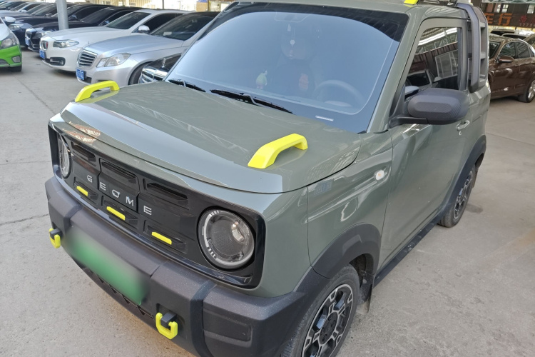 吉利银河 2025款 210km 熊猫骑士车身外观1