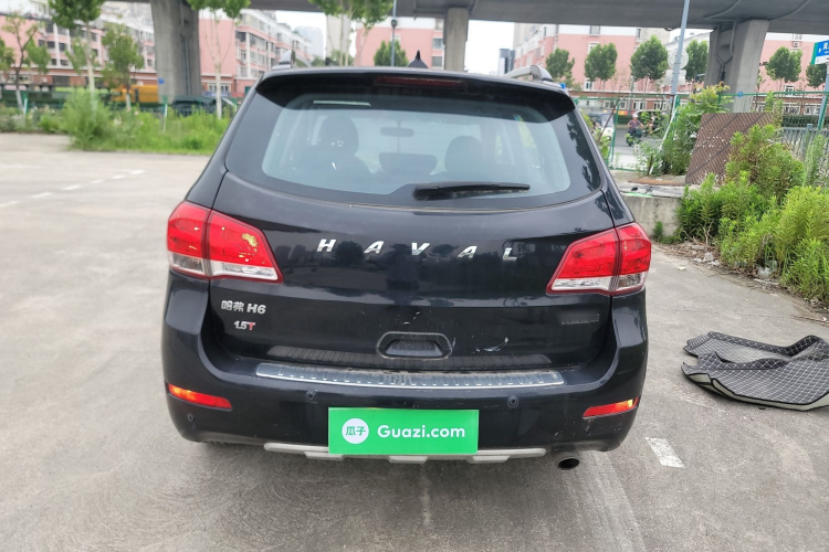 哈弗H6 2015款 升级版 1.5T 手动两驱都市型车身外观6