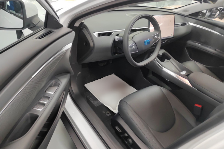 小鹏MONA M03 2025款 515 长续航 Plus中控内饰7003