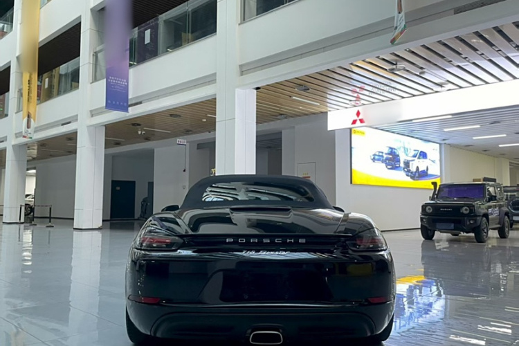 保时捷718 2022款 Boxster 2.0T车身外观6004