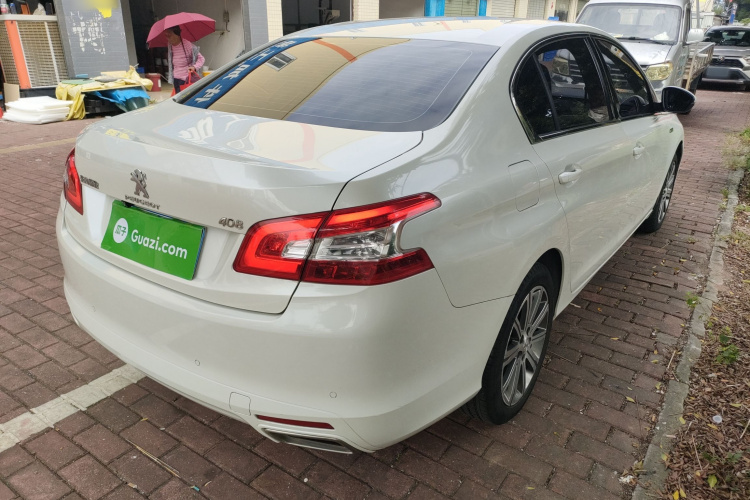 标致408 2016款 1.6T 自动豪华版车身外观7