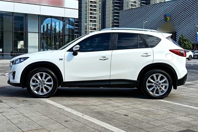 马自达CX-5 2015款 2.5L 自动四驱尊贵型车身外观6005