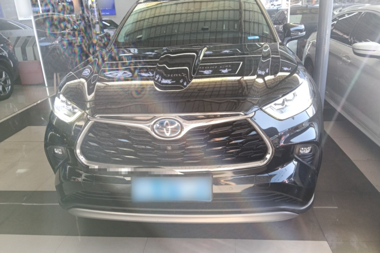 丰田 汉兰达 2022款 双擎 2.5L 四驱至尊版 7座车身外观2