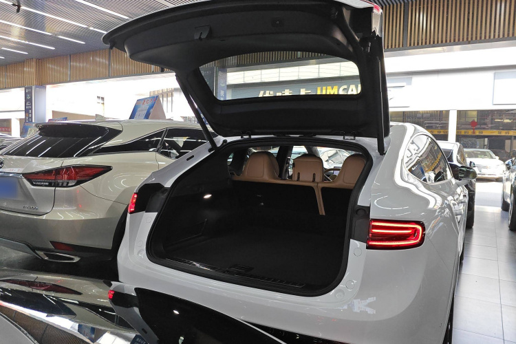 鸿蒙智行 智界R7 2024款 纯电 667km Pro机舱底盘23