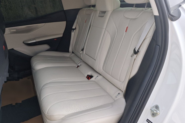 领克07 2024款 EM-P 126长续航 Ultra中控内饰21