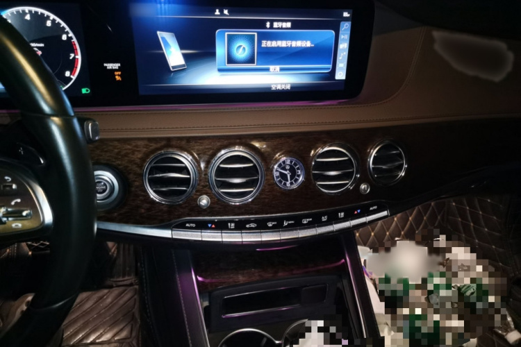 奔驰S级 2019款 S 320 L局部细节16