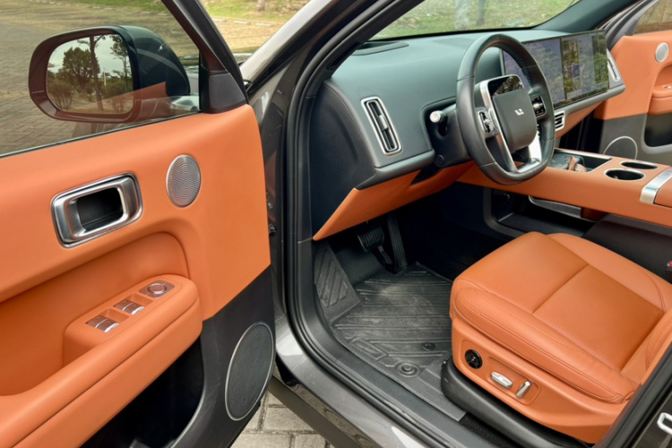 理想汽车 理想L6 2024款 Pro中控内饰7011