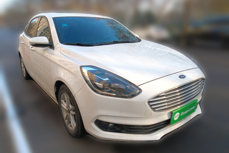 福特 福睿斯 2019款 改款 1.5L 自动悦享型 国VI车身外观3