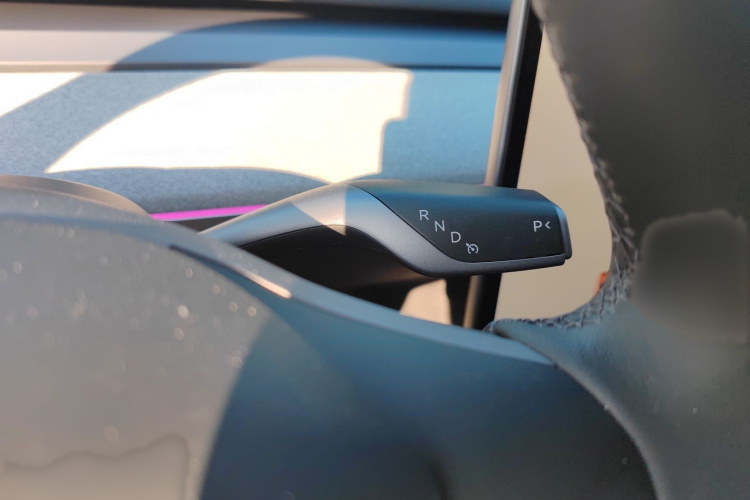 特斯拉 Model Y 2023款 长续航全轮驱动版局部细节18