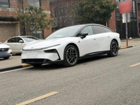 小鹏P7+ 2024款 超长续航 Max